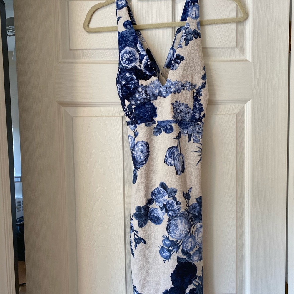 Blue white floral halter dress by juju & 6